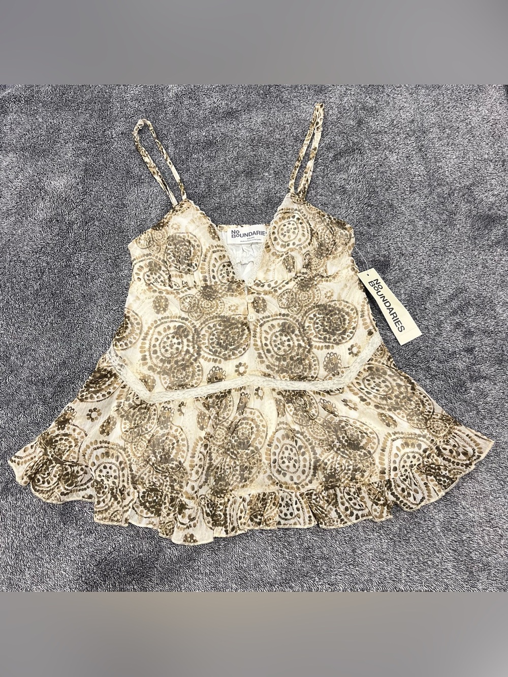 NWT❗️ No Boundaries Button-Front Ruffle Lace-Trim Cami Top size xxs (00)